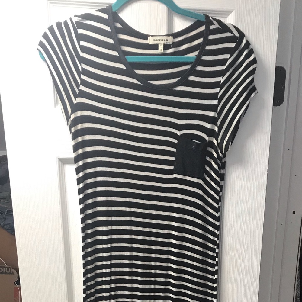 Black & white horizontal maxi dress worn only a handful of times